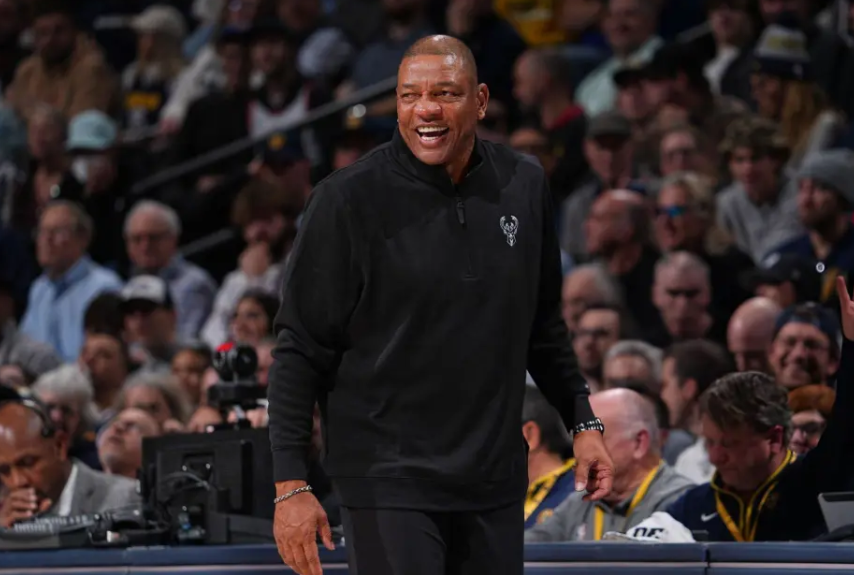 开云体育app-穆雷重要时刻重要助攻,雄鹿带队取胜!-开云体育app