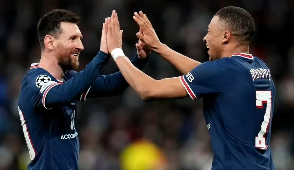 开云体育app中国-姆巴佩焦点对战,梅西与40激战巴黎圣日耳曼分钟,表现优异胜负难料!的简单介绍-开云体育app中国