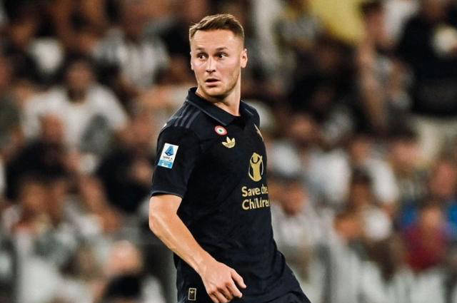 开云体育最新网址-包含关键时刻法甲传出新动向，尤文图斯外线爆发，管理层表态：更衣室稳定，轮换策略成焦点的词条-开云体育最新网址